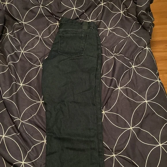 Perry Ellis - Picture 3 of 4